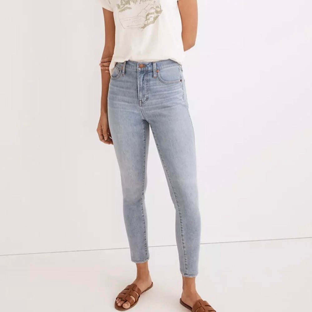 Madewell 10" High-Rise Skinny Crop Jeans in Carlton Wash, Size 26